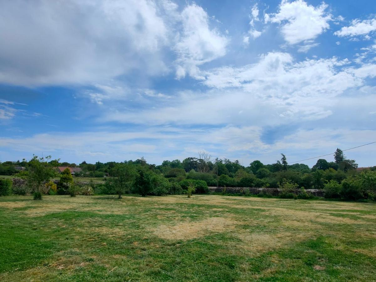 Gite De La Maison Fort Vereaux